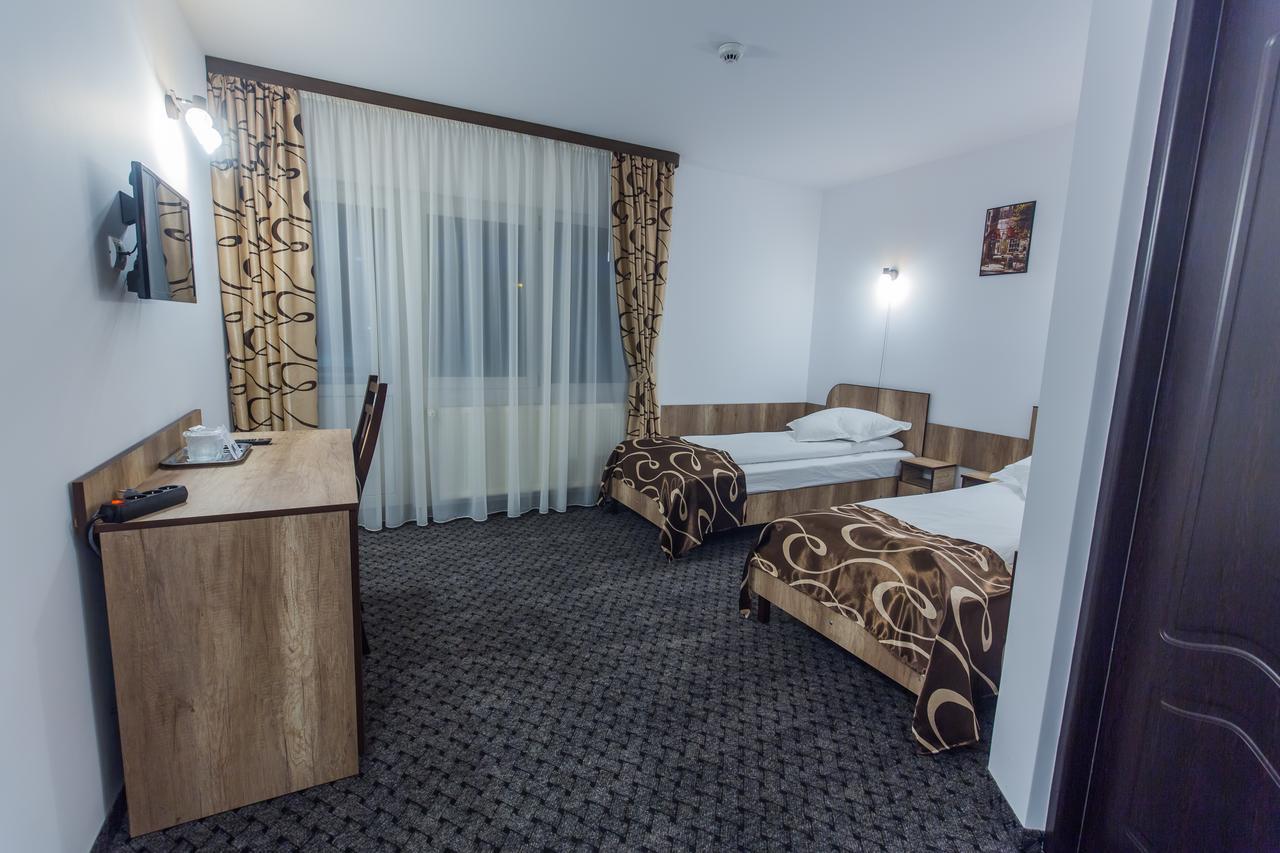 Hotel Raxand Residence Mioveni المظهر الخارجي الصورة