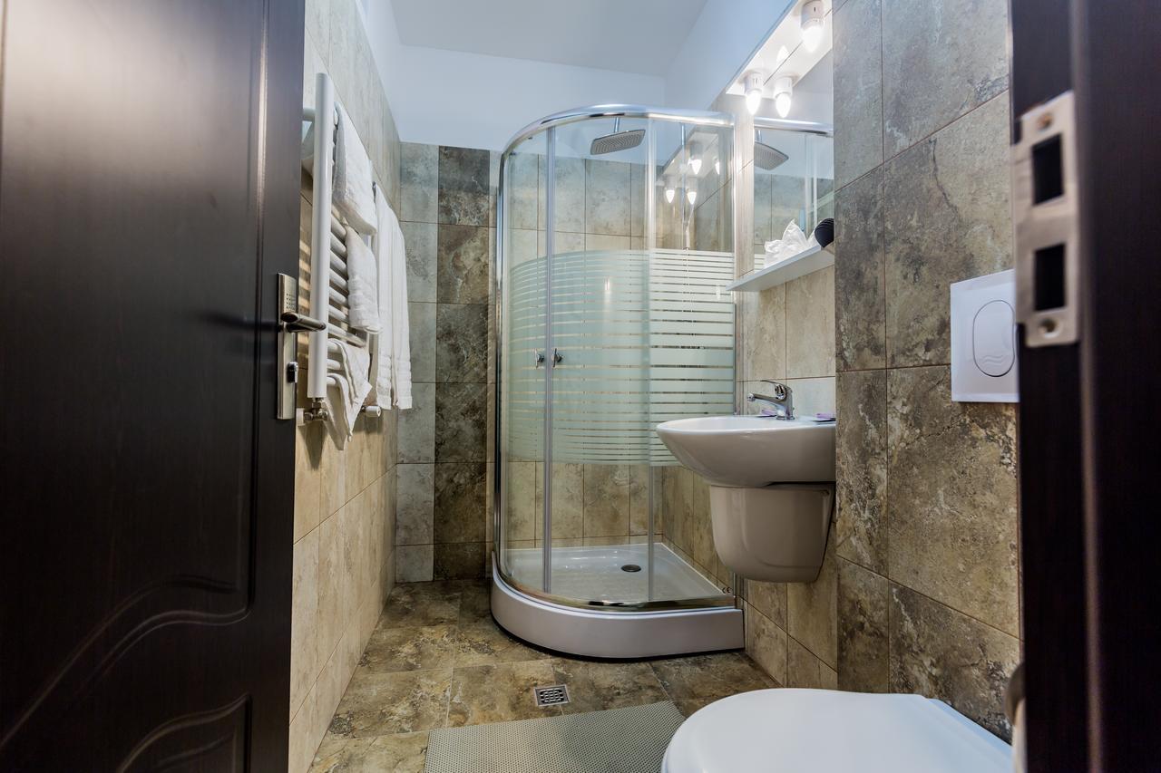 Hotel Raxand Residence Mioveni المظهر الخارجي الصورة