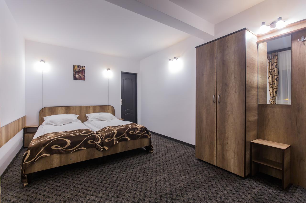 Hotel Raxand Residence Mioveni المظهر الخارجي الصورة